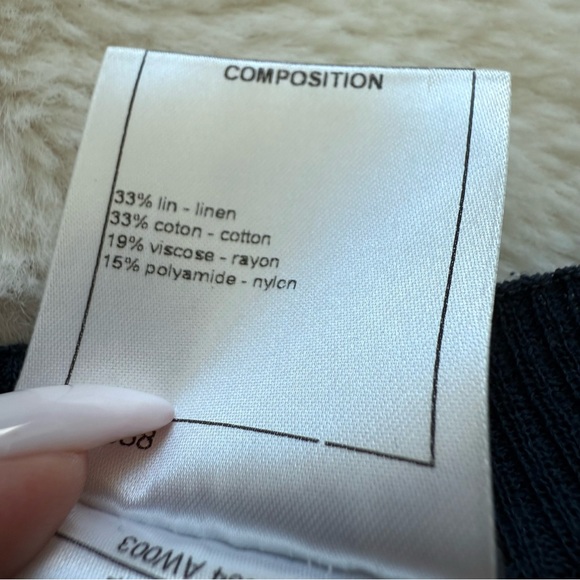 CHANEL women blouse size 44FR or XL Authentic Retail 1850$ - Picture 4 of 11